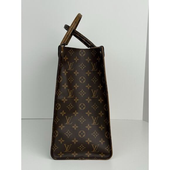 Louis Vuitton Monogram Giant Onthego GM Tote Bag Brown with Gold Hardware B-3 - Picture 7 of 16
